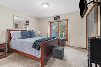 3718  Shepherd Ln, Manitowoc, WI 54220 - Photo 15