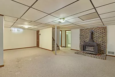 5025  Harrison Rd, Pleasant Prairie, WI 53142 - Photo 17