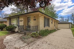 5025 Harrison Rd, Pleasant Prairie, WI 53142 - Photo 3
