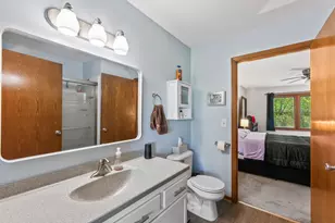 1821 Paramount Dr, Waukesha, WI 53186 - Photo 11