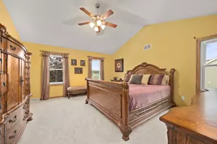 1440 W Mario Ln, Oak Creek, WI 53154 - Photo 11
