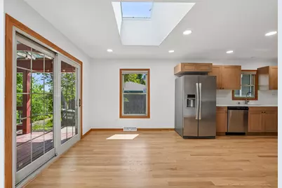 7130  Maple Ter, Wauwatosa, WI 53213 - Photo 15
