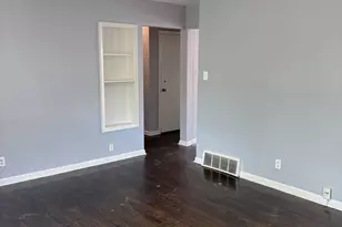 8134 W Herbert Ave, Milwaukee, WI 53218 - Photo 3