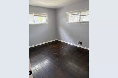 8134 W Herbert Ave, Milwaukee, WI 53218 - Photo 7