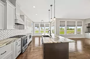 28516 Blue Crane Ct, Racine, WI 53185 - Photo 5