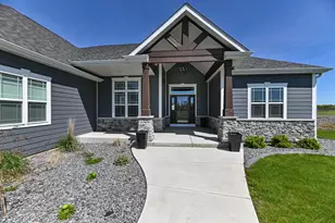 28516 Blue Crane Ct, Racine, WI 53185 - Photo 3