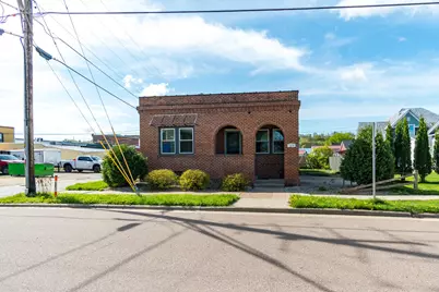 123  Hamilton St, West Salem, WI 54669 - Photo 1