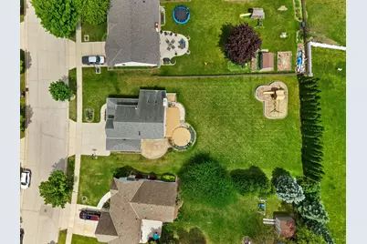 2313  Kestrel Ln, Waukesha, WI 53189 - Photo 49