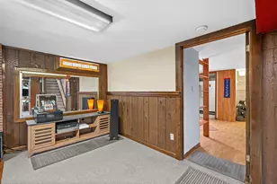 1008 W Eula Ct, Glendale, WI 53209 - Photo 67