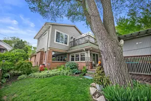 1008 W Eula Ct, Glendale, WI 53209 - Photo 39