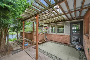 1008 W Eula Ct, Glendale, WI 53209 - Photo 31