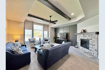 3607  Hawthorn Hill Dr #2, Waukesha, WI 53188 - Photo 3