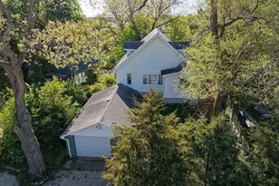 7941 McHenry St, Burlington, WI 53105 - Photo 17
