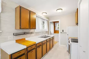 7941 McHenry St, Burlington, WI 53105 - Photo 9