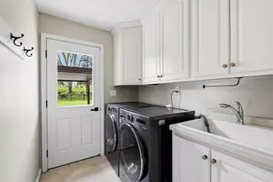 8845 W Meadow Ln, Franklin, WI 53132 - Photo 27