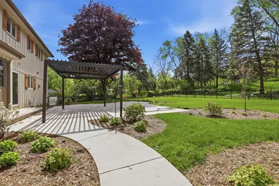 8845 W Meadow Ln, Franklin, WI 53132 - Photo 43
