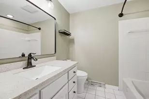8845 W Meadow Ln, Franklin, WI 53132 - Photo 29