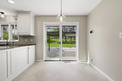 8845 W Meadow Ln, Franklin, WI 53132 - Photo 21