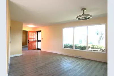 3850 W College Ave, Greenfield, WI 53221 - Photo 11