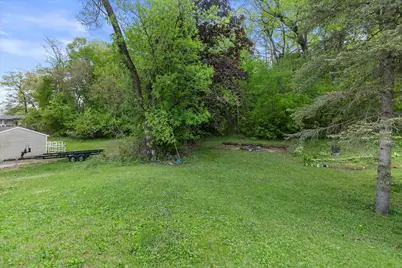 323  Oak Ridge Dr, Twin Lakes, WI 53181 - Photo 9