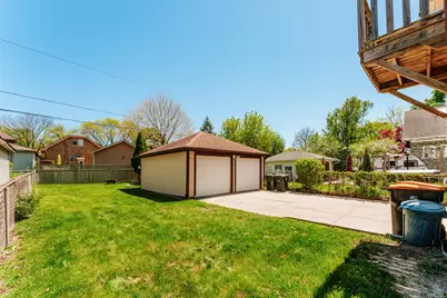 2514 N 67th St #2516, Wauwatosa, WI 53213 - Photo 29