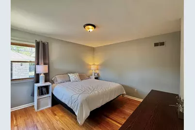 1231 S 118th St, West Allis, WI 53214 - Photo 11