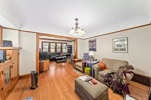2518 N 67th St, Wauwatosa, WI 53213 - Photo 7