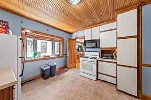 2518 N 67th St, Wauwatosa, WI 53213 - Photo 11