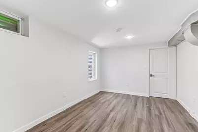 195 W Warnimont Ave, Milwaukee, WI 53207 - Photo 25