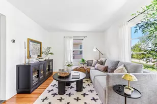 195 W Warnimont Ave, Milwaukee, WI 53207 - Photo 7