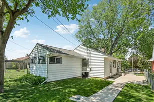 195 W Warnimont Ave, Milwaukee, WI 53207 - Photo 35