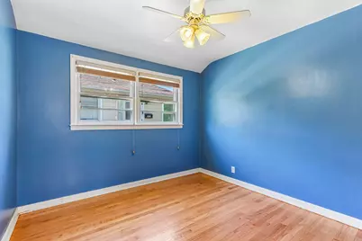 195 W Warnimont Ave, Milwaukee, WI 53207 - Photo 17