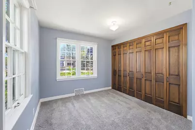 W226N3045  Duplainvlle Rd, Pewaukee, WI 53186 - Photo 13