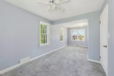 W226N3045  Duplainvlle Rd, Pewaukee, WI 53186 - Photo 17