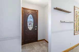 W226N3045 Duplainvlle Rd, Pewaukee, WI 53186 - Photo 5