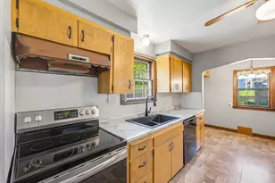 W226N3045 Duplainvlle Rd, Pewaukee, WI 53186 - Photo 19