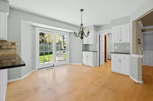 20845 Hunters Run, Brookfield, WI 53045 - Photo 13
