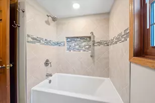 20845 Hunters Run, Brookfield, WI 53045 - Photo 27