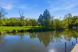 3519 Nagawicka Rd, Delafield, WI 53029 - Photo 9