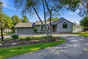 3519 Nagawicka Rd, Delafield, WI 53029 - Photo 3