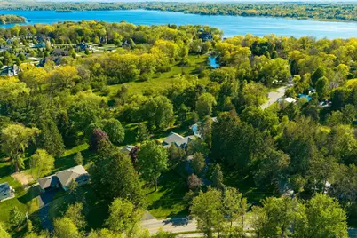 3519  Nagawicka Rd -, Delafield, WI 53029 - Photo 43
