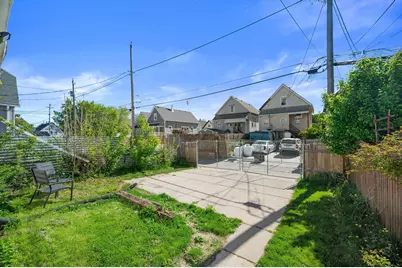 2348 S 16th St, Milwaukee, WI 53215 - Photo 5