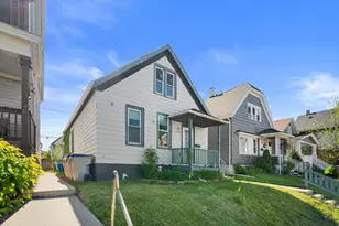 2348 S 16th St, Milwaukee, WI 53215 - Photo 3
