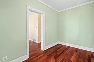 2348 S 16th St, Milwaukee, WI 53215 - Photo 9