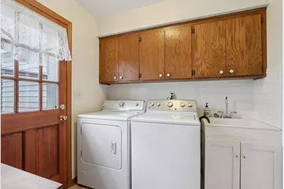 N61W29595 S Woodfield Rd, Merton, WI 53029 - Photo 17