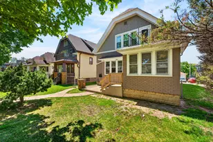 4057 N 17th St, Milwaukee, WI 53209 - Photo 3