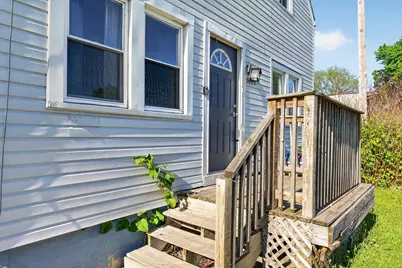 5622 W Mill Rd, Milwaukee, WI 53218 - Photo 7