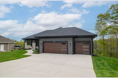 3841  Madison St, Waukesha, WI 53188 - Photo 45