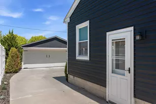 366 3rd St, Kewaskum, WI 53040 - Photo 25