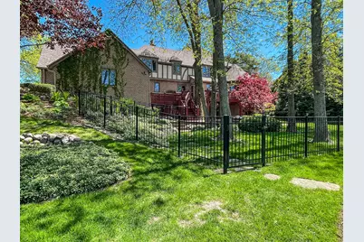 2005  Derrin Ln, Brookfield, WI 53045 - Photo 51